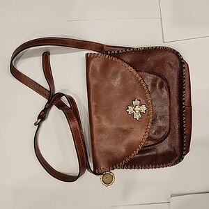 Patricia Nash Beaumont Learher Flap Crossbidy Bag in Cognac.